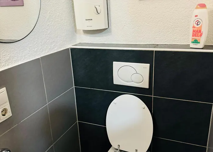 Kompakte & Guenstige Einzimmerwohnung Κόμπλεντς